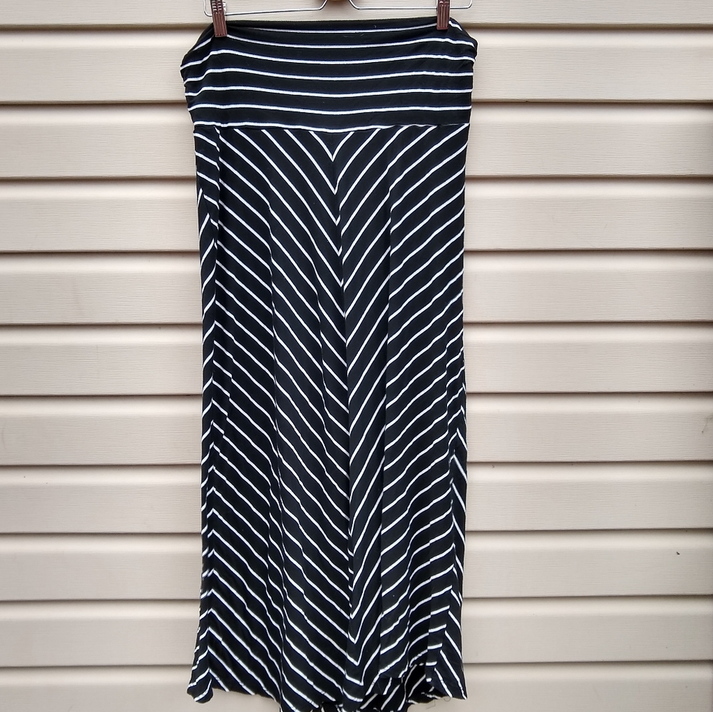 Motherhood long skirt